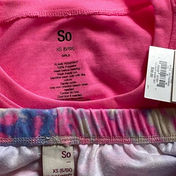 SO Girls Small (7) Top & Shorts Pajama Set - Picture 6 of 6